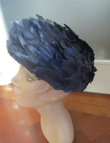 Beautiful vintage navy feather - beautiful,
