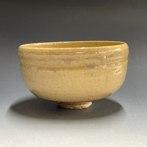 H229 japanese pottery chawan - h229,