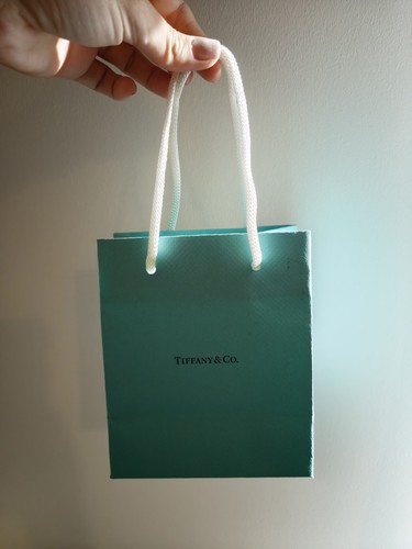 Tiffany small gift bag - &,