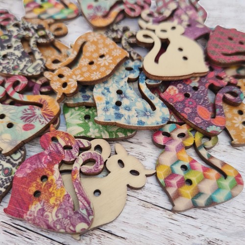 Cat design buttons diy - diy, wooden