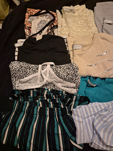 Women clothing job lot - women’s,
