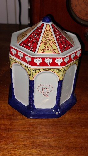 Wade memory jar - ,
