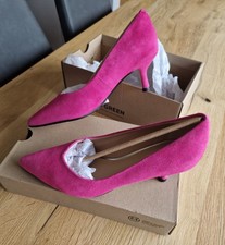 Brand New CLARKS PINK WOMENS