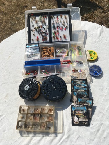 Fly fishing tackle job - fly,