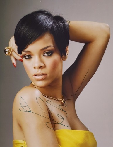 Rihanna signed autographed - rihanna,