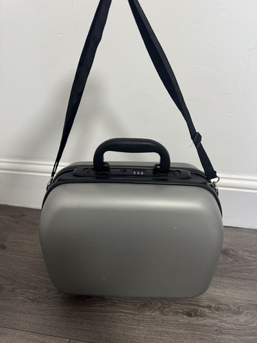 Trippa hard shell vanity case - hard,