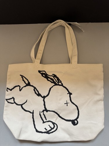 Uniqlo kaws peanuts snoopy - x,