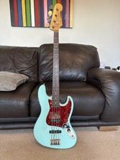 Fender Japanese Jazz Bass 1997 in Daphne Blue