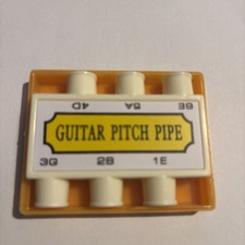 ACOUSTIC / ELECTRIC GUITAR TUNING PITCH PIPES, vintage, VGC, great item, look 