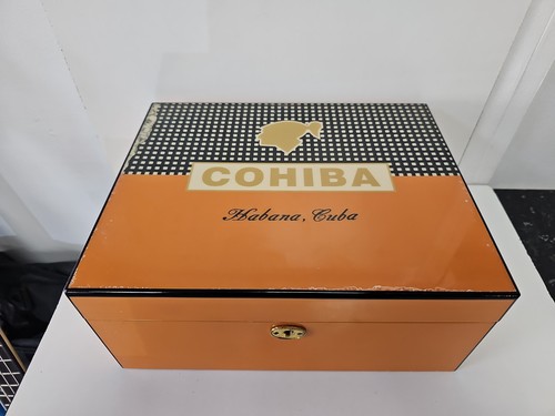 Cohiba cigar humidor - cigar,