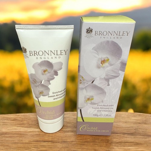 Bronnley hand nail - hand,