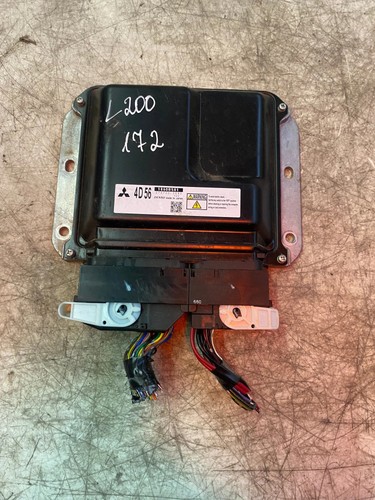 Mitsubishi 200 triton - /,