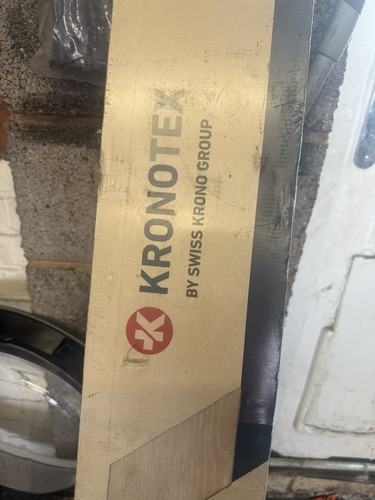 Kronotex 10mm laminate - 10mm,