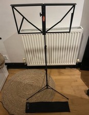 Black metal On-Stage Stands