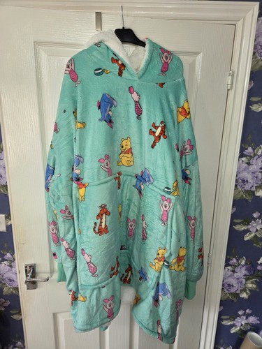 The oodie hooded blanket - hooded, rare