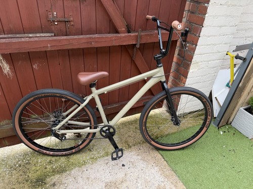 Custom bmx cruiser - custom, 26”