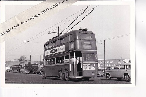 London transport trolley bus - -,