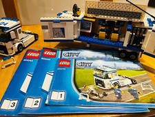 LEGO CITY: Mobile Police Unit (60044)