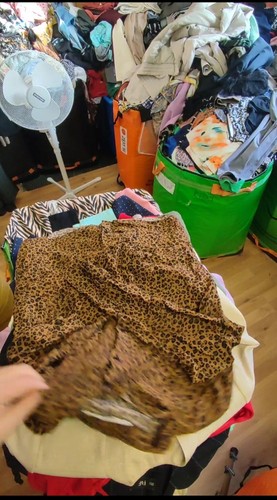 Second hand clothes kg - clothes,