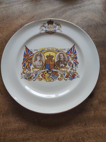 King george and queen - v, mary