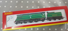HORNBY R2283  BATTLE OF