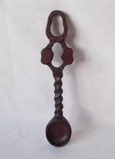 VINTAGE CARVED WOOD WELSH LOVE SPOON HORSESHOE HEARTS SPIRAL STEM SMALL 7" TREEN