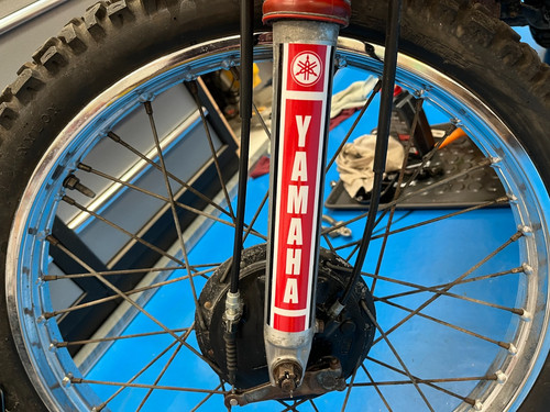 Yamaha retro fork - retro, stickers