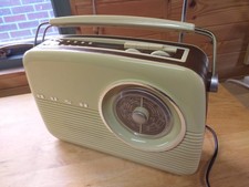 BUSH TR82DAB Radio in Brown