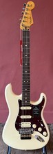 Fender Player II Modified Stratocaster HSS Floyd Rose in Olympic Pearl