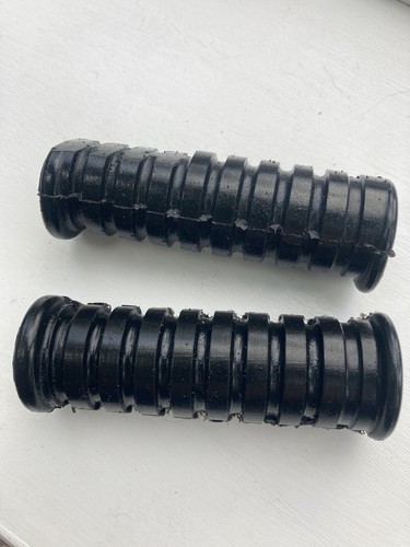 Yamaha pillion footrest rubber - yamaha,