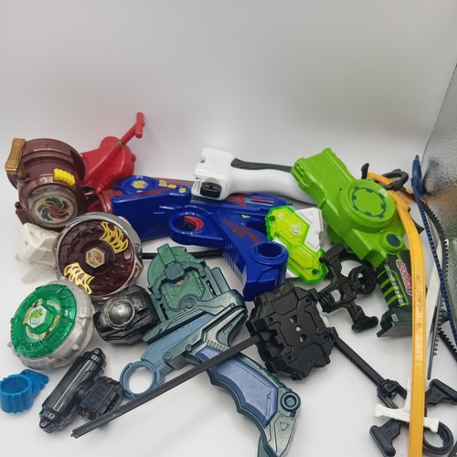 Hasbro tomy beyblade bundle - tomy,