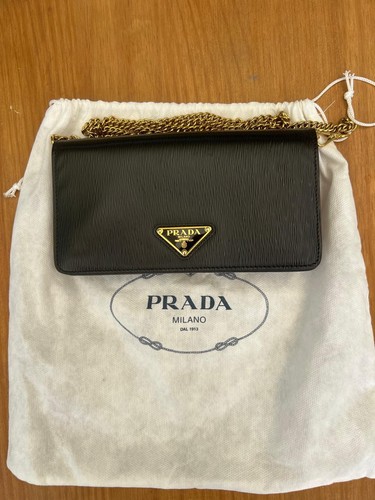 Prada black saffiano - black,