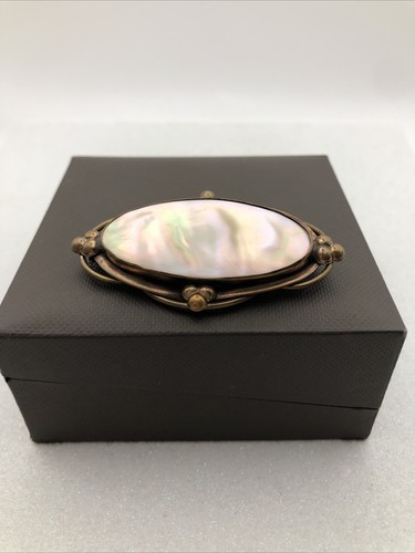 Antique mother pearl brooch - antique, of