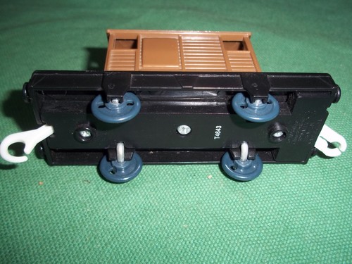 Fisher price trackmaster brown - price,