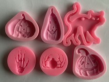 10 X HALLOWEEN MOULDS/MOLDS/PAPER CLAY/SILICONE/AIR DRY CLAY/CRAFT/KEYRINGS