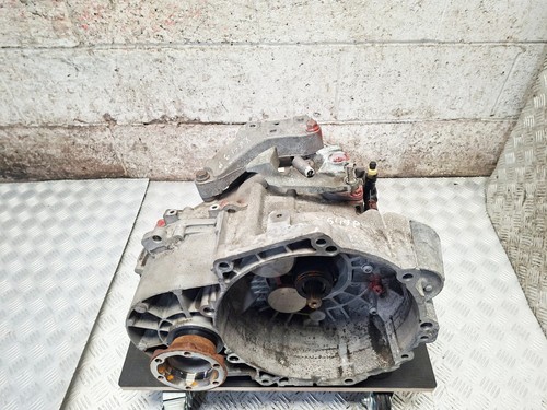 Speed manual gearbox - 6,