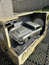 James Bond 007 Aston Martin