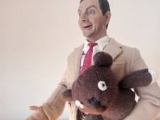 Mr Bean 1/6 figure . Fire toys not hot toys, neca, medicom or enterbay.