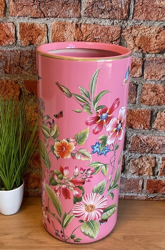 Second bright pink - second,