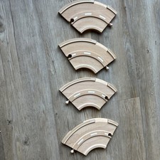 Brio Wooden Double Curved Train Road & Track X4 with 2x grey ramps 