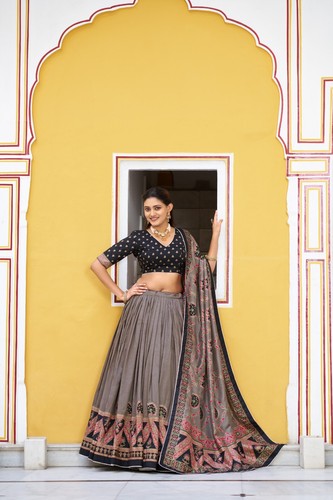 Kalamkari bollywood lehenga - kalamkari,