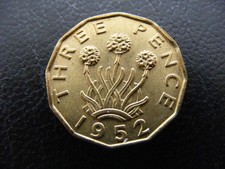 G266P Brass Threepence 1952 FREE POSTAGE