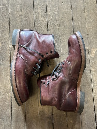 Red wing heritage - red,