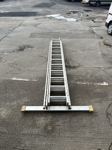 8 4m aluminium triple - 3.4m,