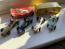 Solido - Dinky scale - Lola F1 x 4 and 2 boxes