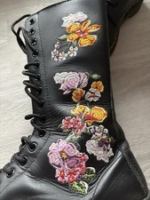 Dr. Martens Women's Size 6