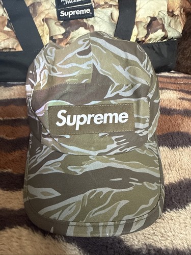 Supreme tiger camo reflective - supreme,
