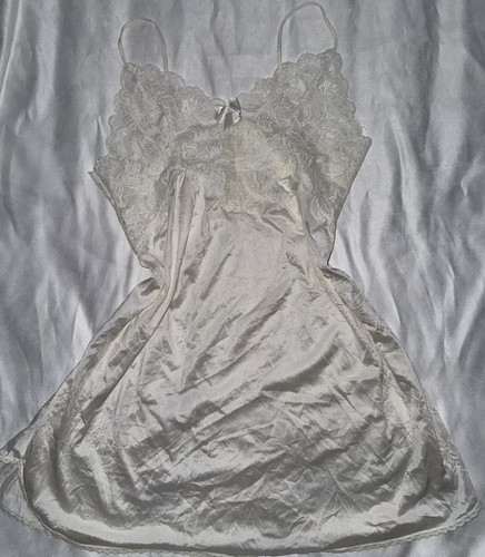 Vintage y2k white lace top - white,