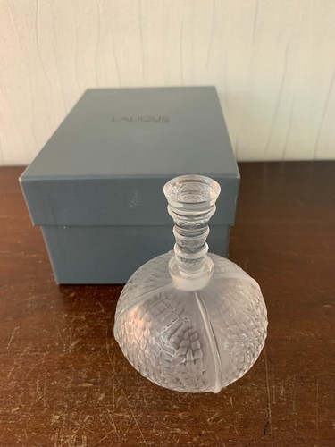 Lalique crystal perfume bottle - lalique,