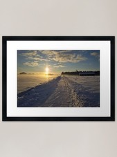 Frozen Moments � Snowy Path